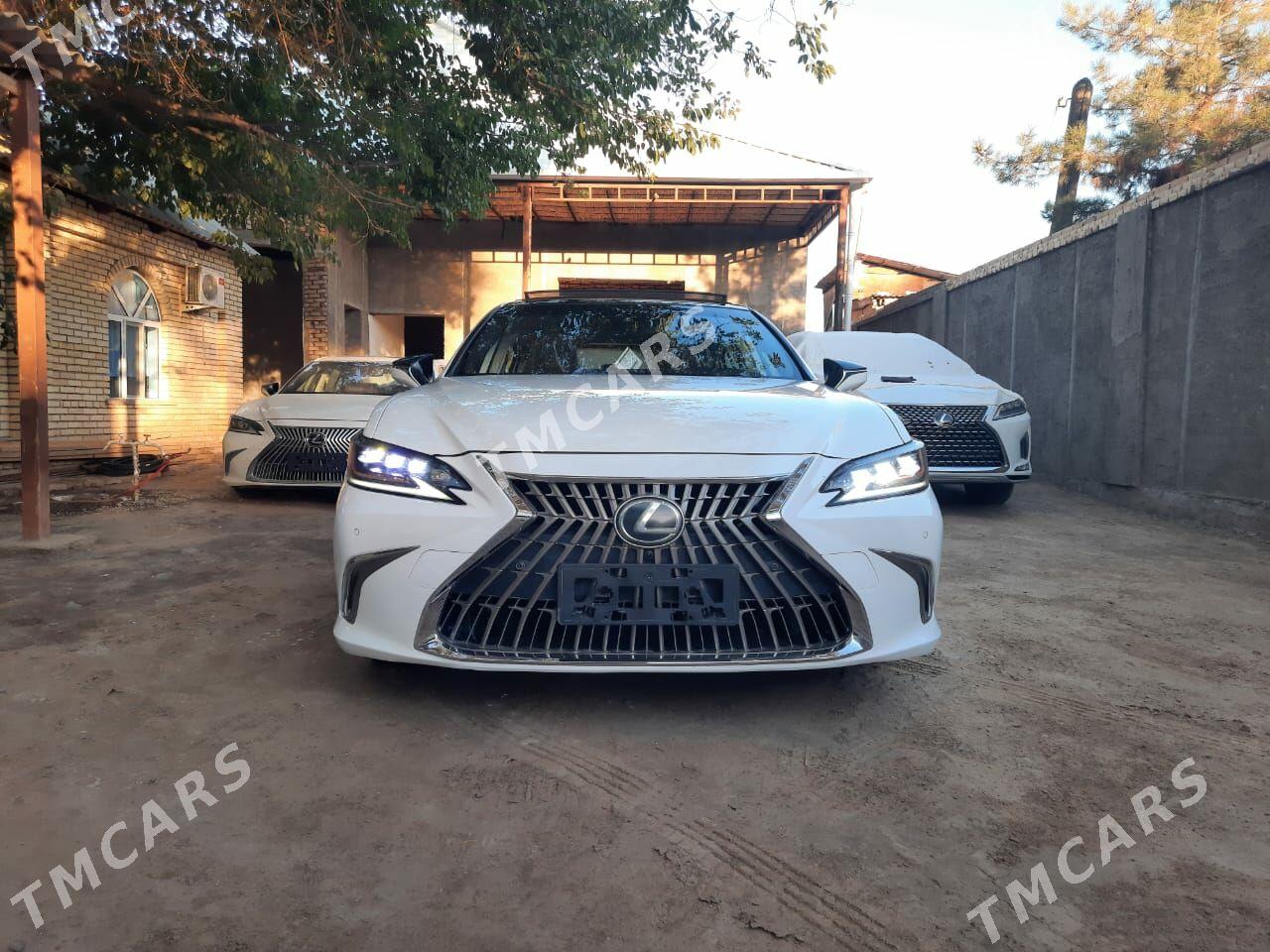 Lexus ES 350 2021 - 600 000 TMT - Mary - img 1