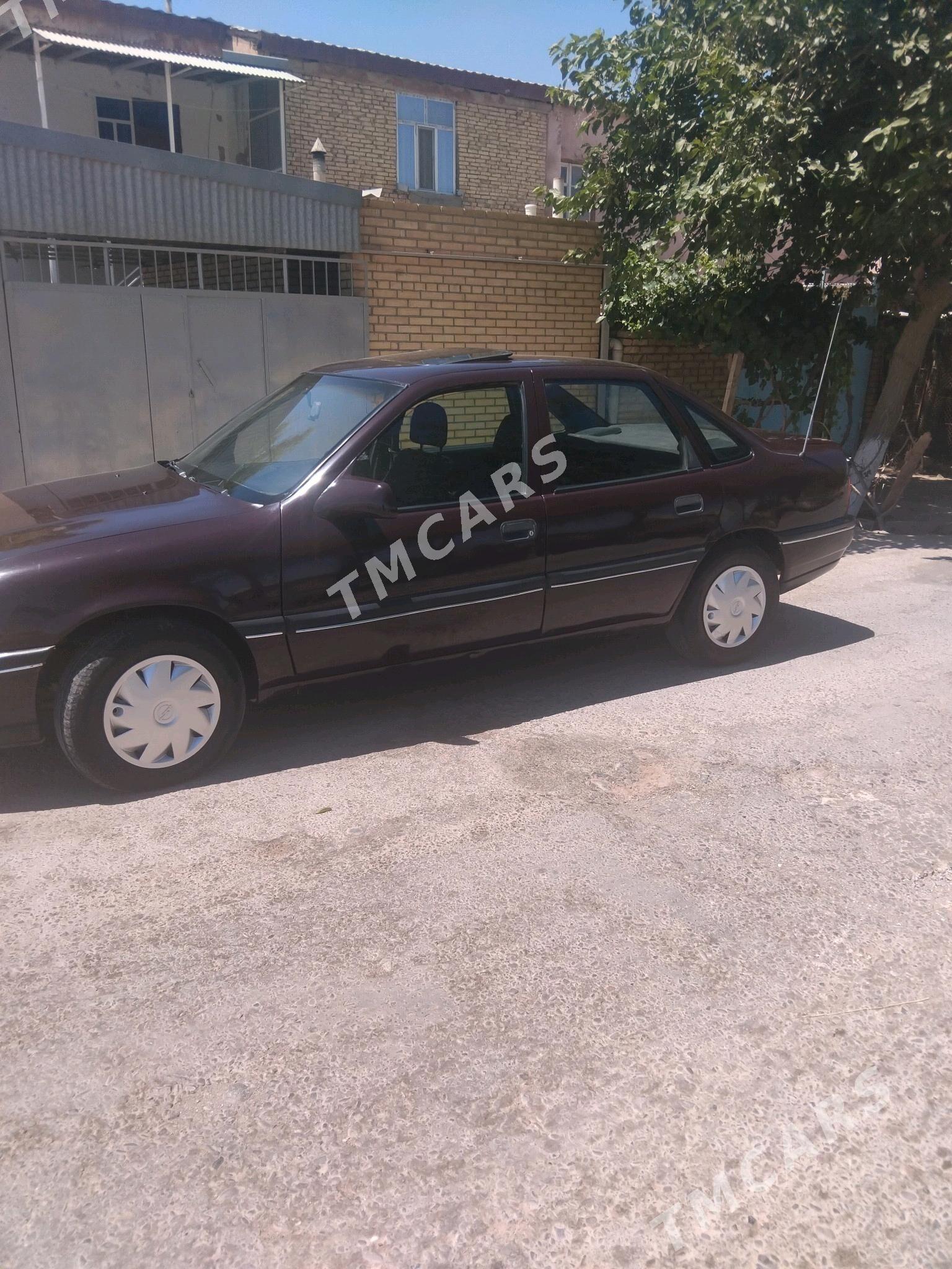 Opel Vectra 1994 - 33 000 TMT - Мургап - img 4