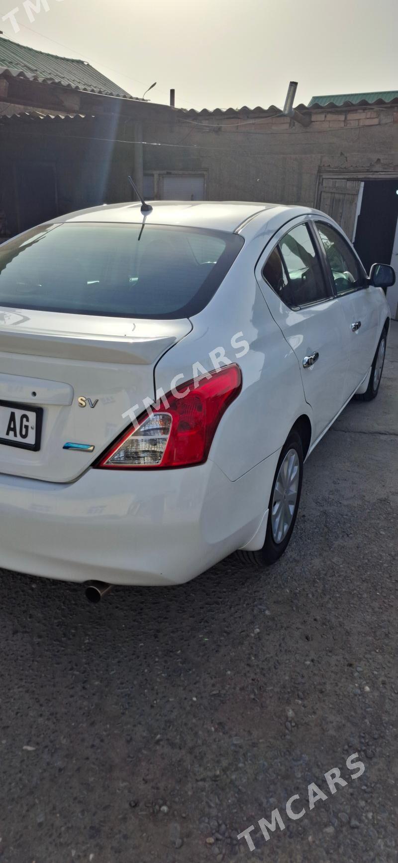 Nissan Versa 2013 - 115 000 TMT - Ашхабад - img 2