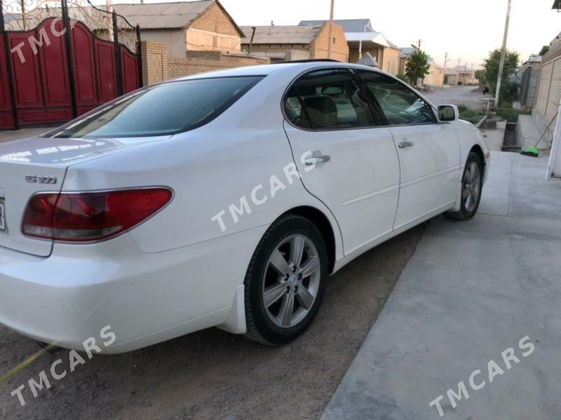 Lexus ES 300 2002 - 225 000 TMT - Mary - img 9