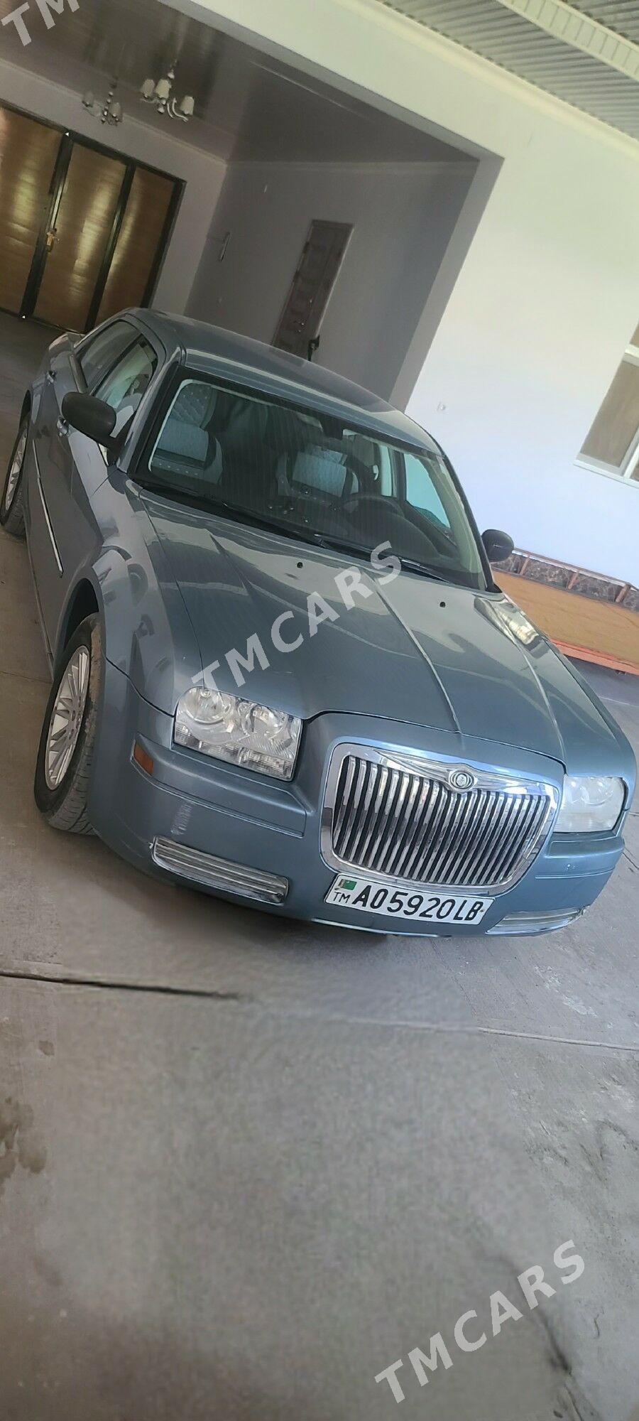 Chrysler 300 2004 - 125 000 TMT - Фарап - img 1
