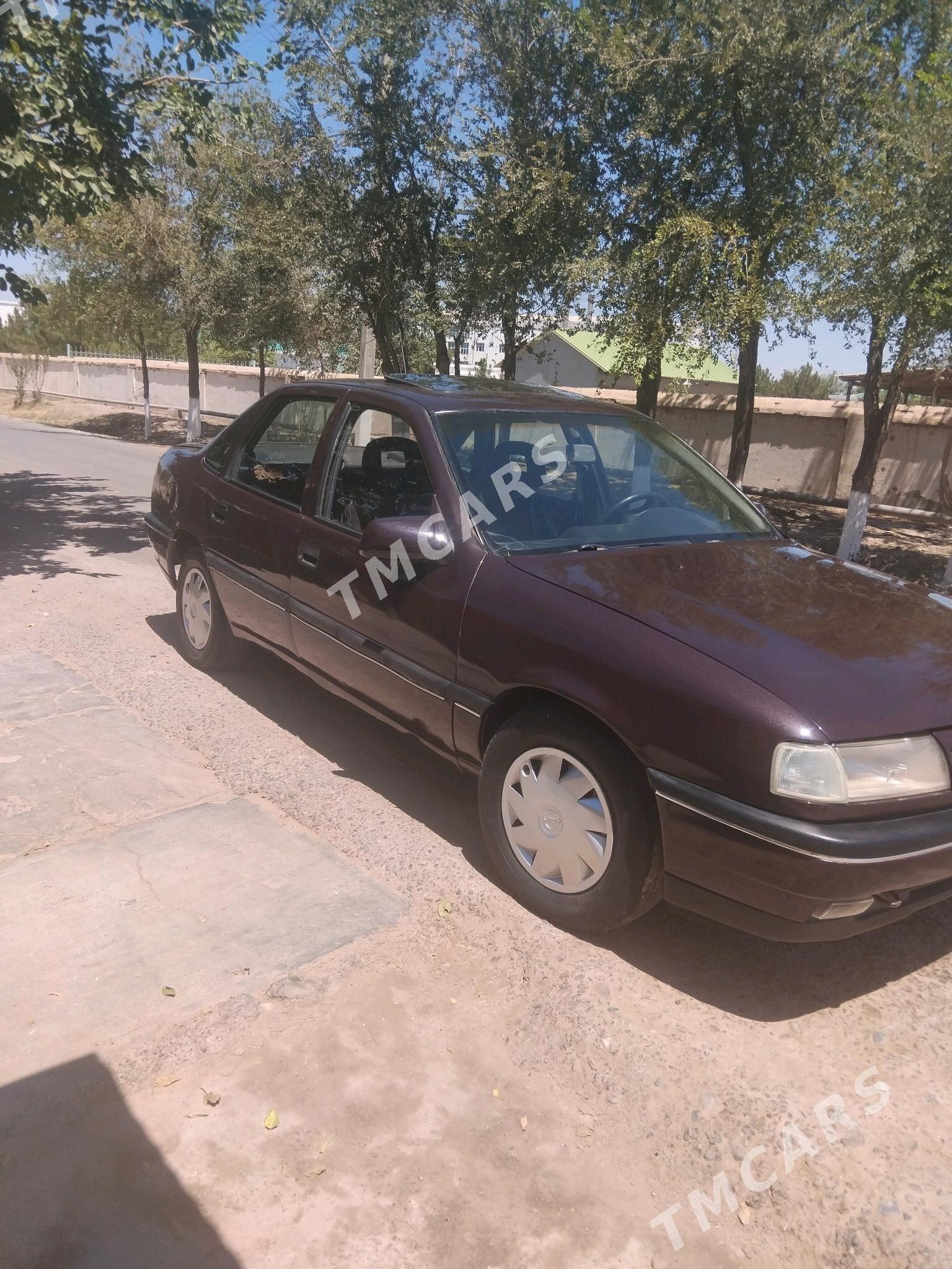 Opel Vectra 1994 - 33 000 TMT - Мургап - img 6