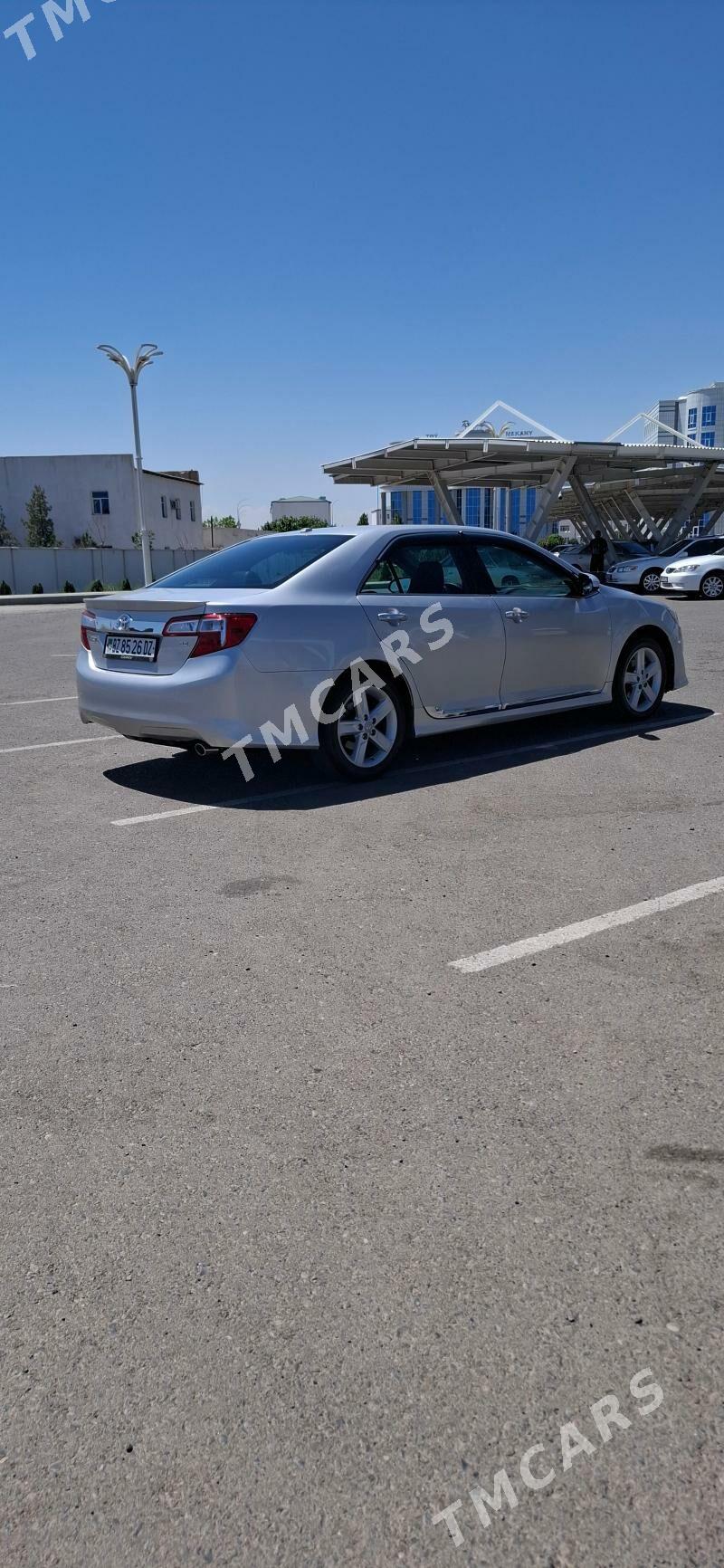 Toyota Camry 2014 - 230 000 TMT - Şabat etr. - img 4
