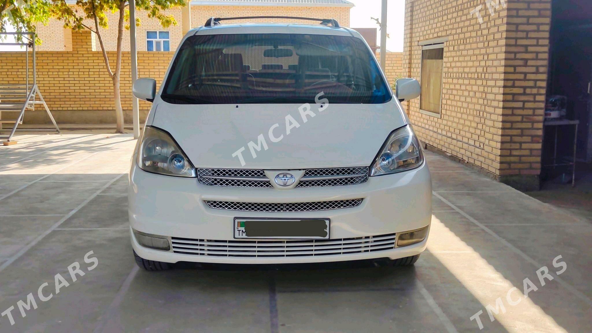 Toyota Sienna 2004 - 220 000 TMT - Türkmenbaşy - img 3