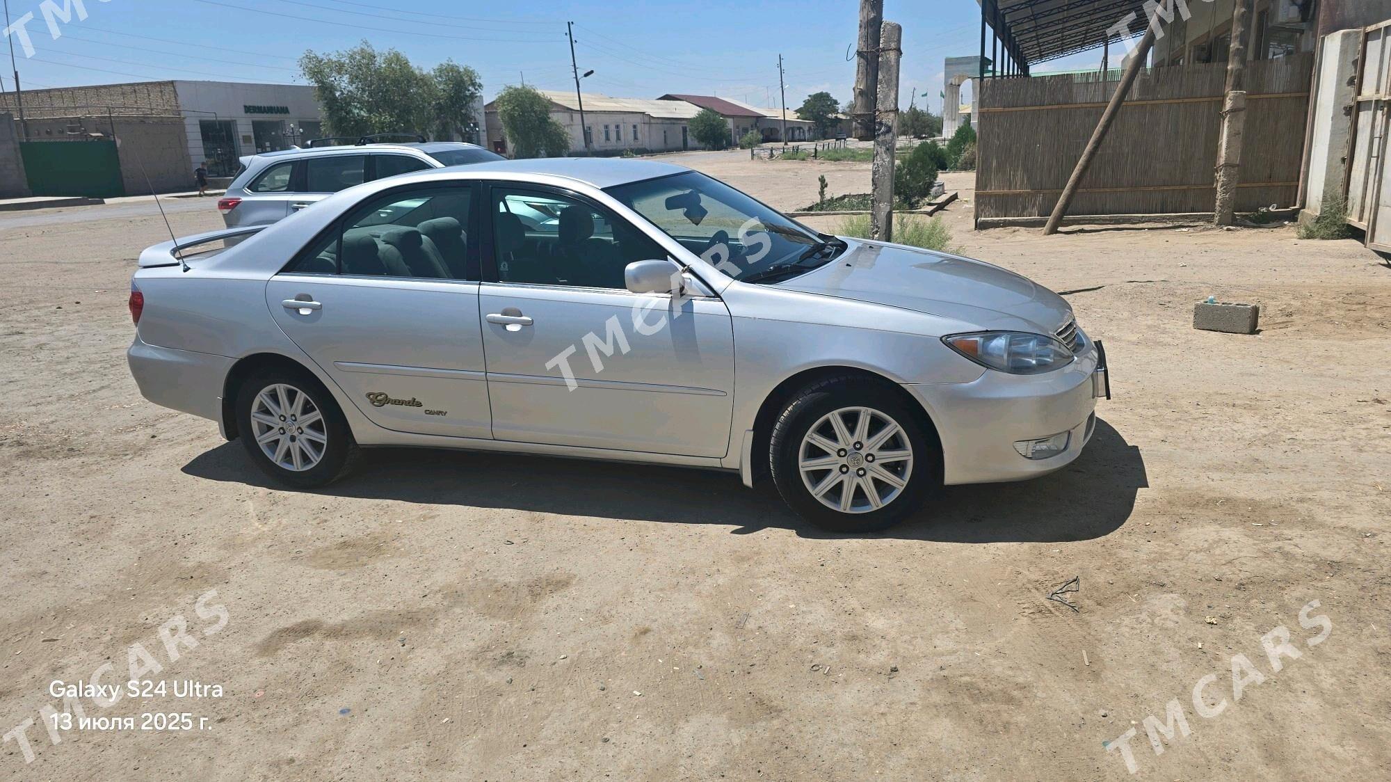Toyota Camry 2004 - 175 000 TMT - Köneürgenç - img 1