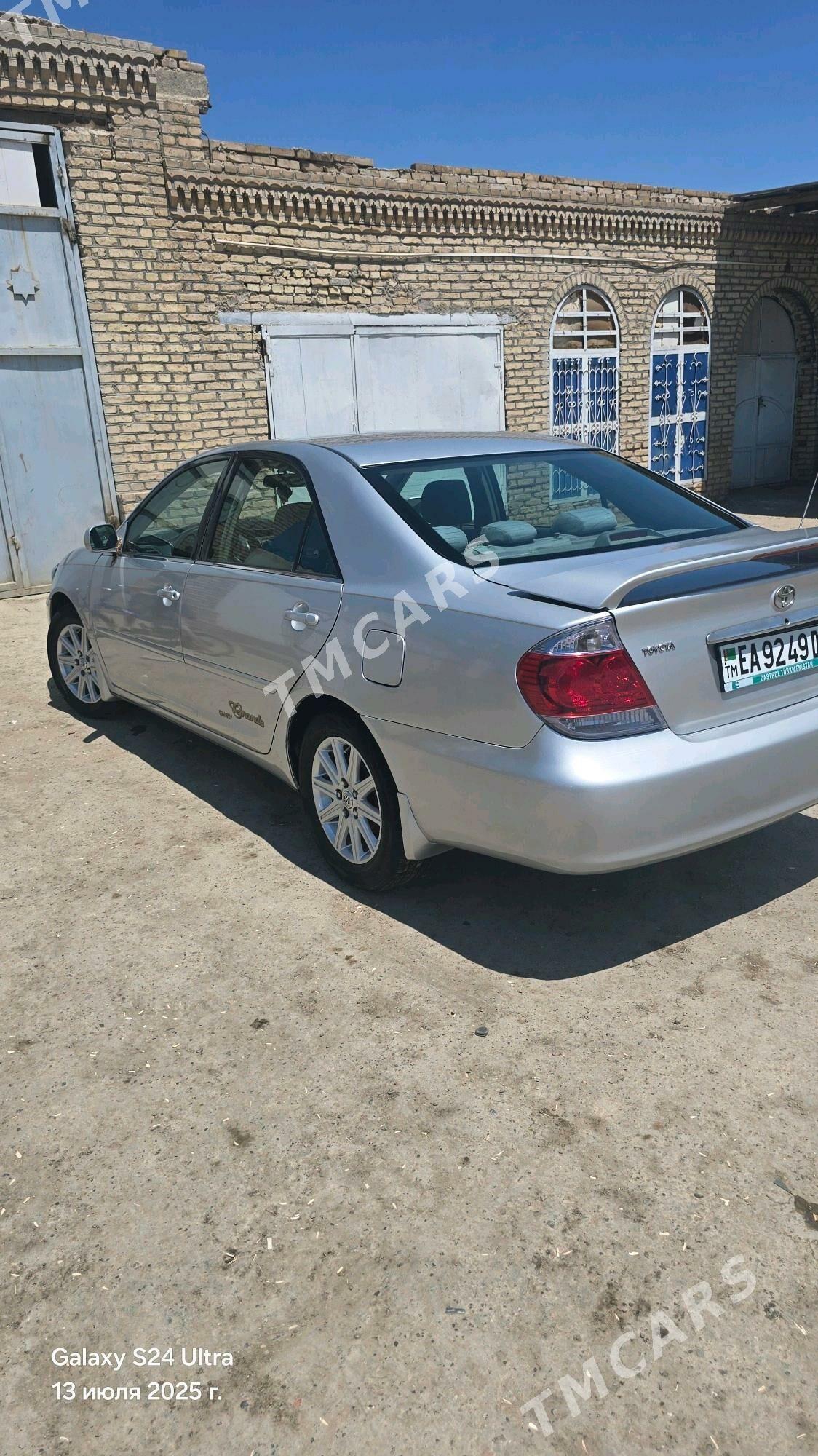 Toyota Camry 2004 - 175 000 TMT - Köneürgenç - img 2