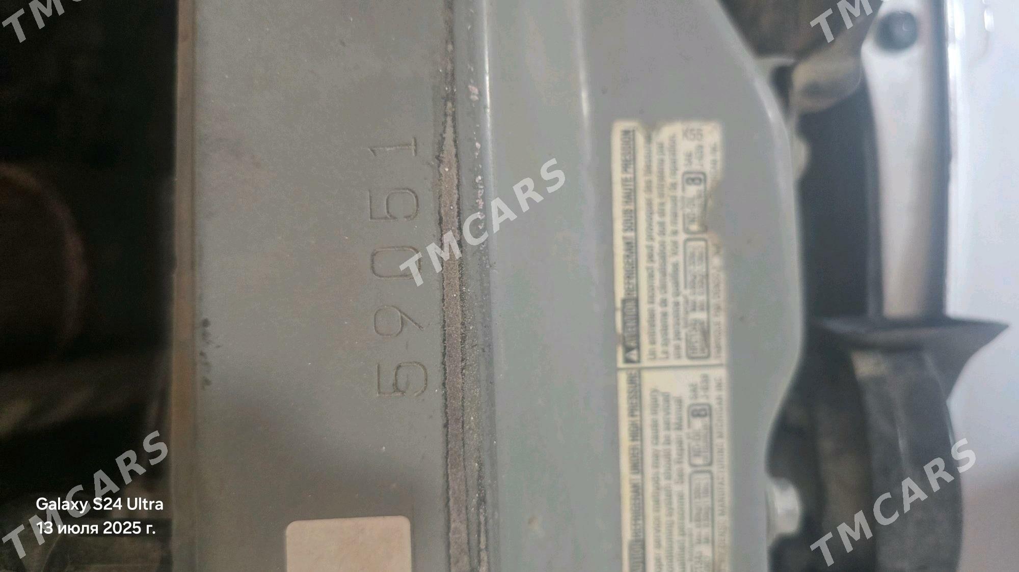 Toyota Camry 2004 - 175 000 TMT - Köneürgenç - img 10
