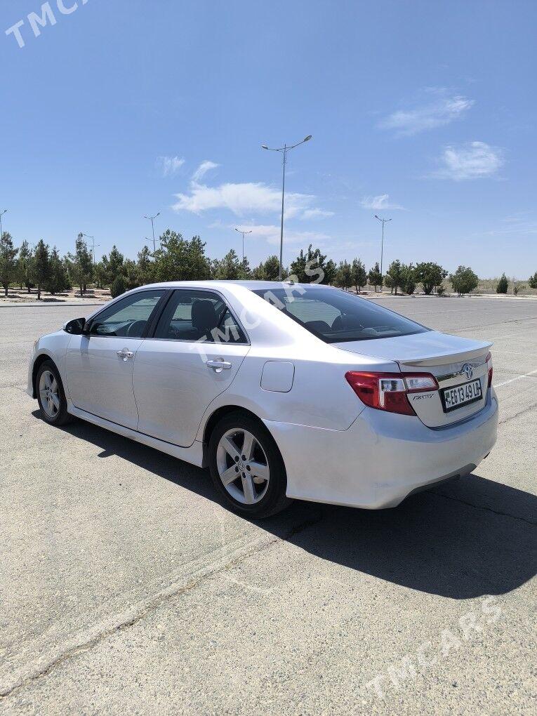 Toyota Camry 2013 - 220 000 TMT - Туркменабат - img 8