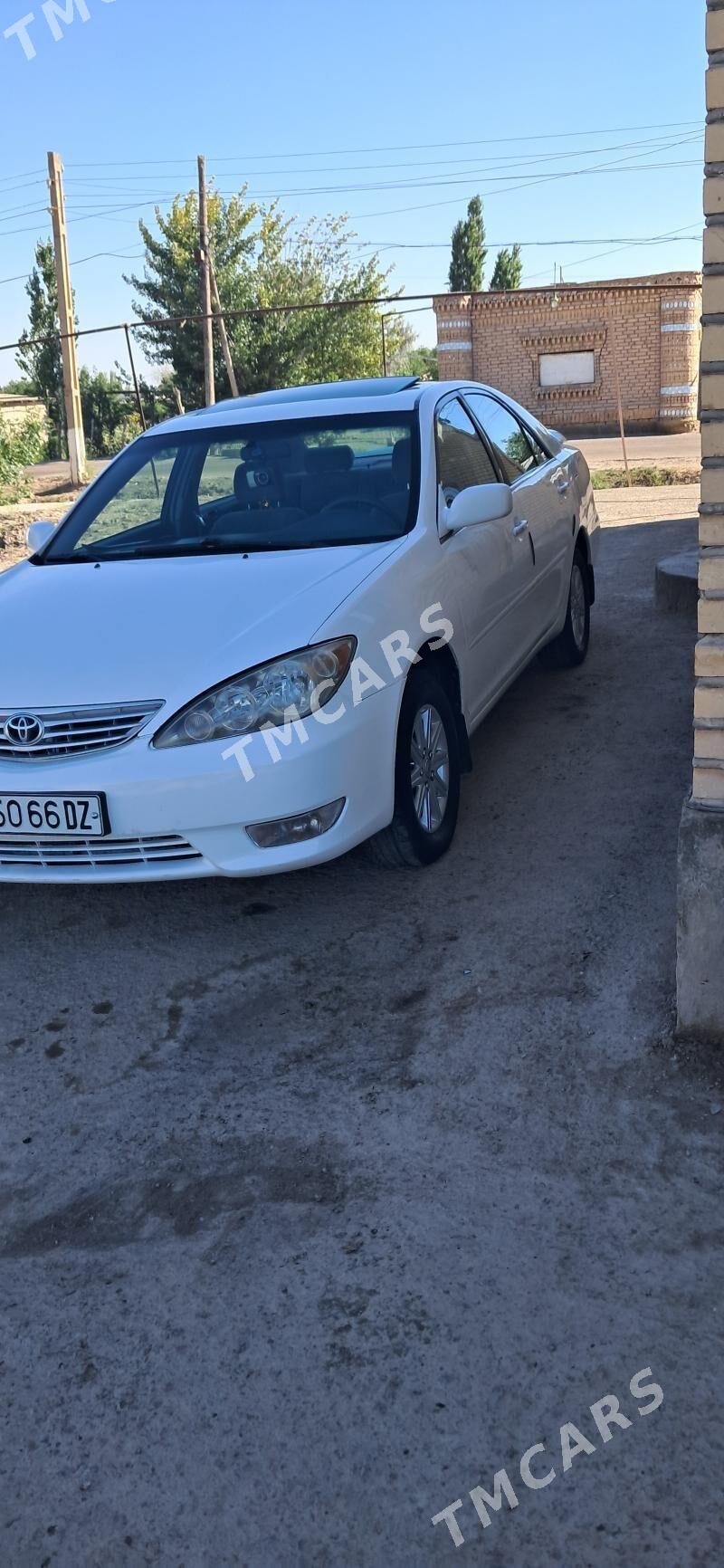 Toyota Camry 2002 - 146 000 TMT - Gubadag - img 2
