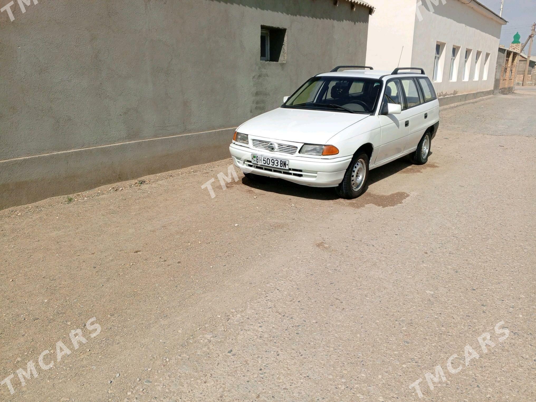 Opel Astra 1994 - 25 000 TMT - Gumdag - img 2