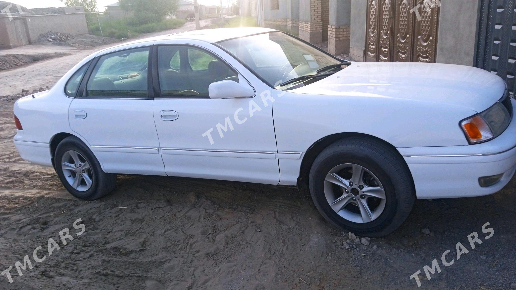 Toyota Avalon 1999 - 105 000 TMT - Дашогуз - img 3