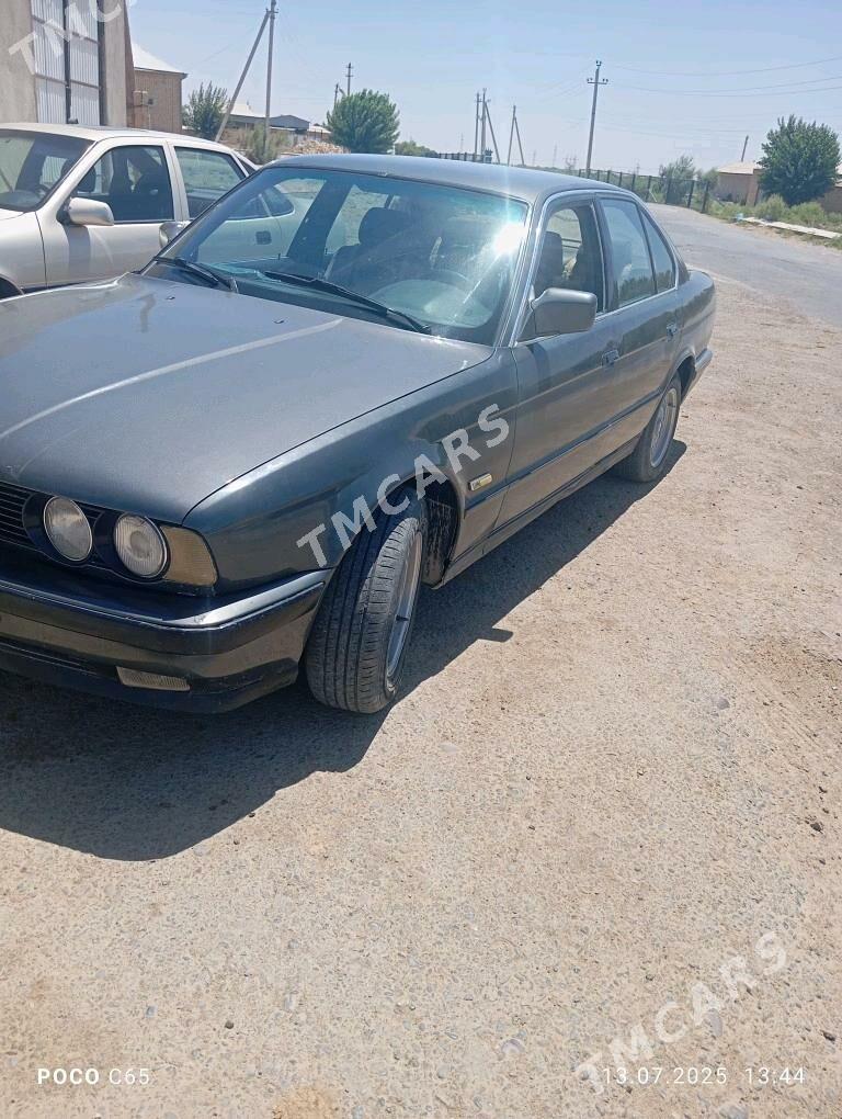 BMW 535 1990 - 40 000 TMT - Мургап - img 3