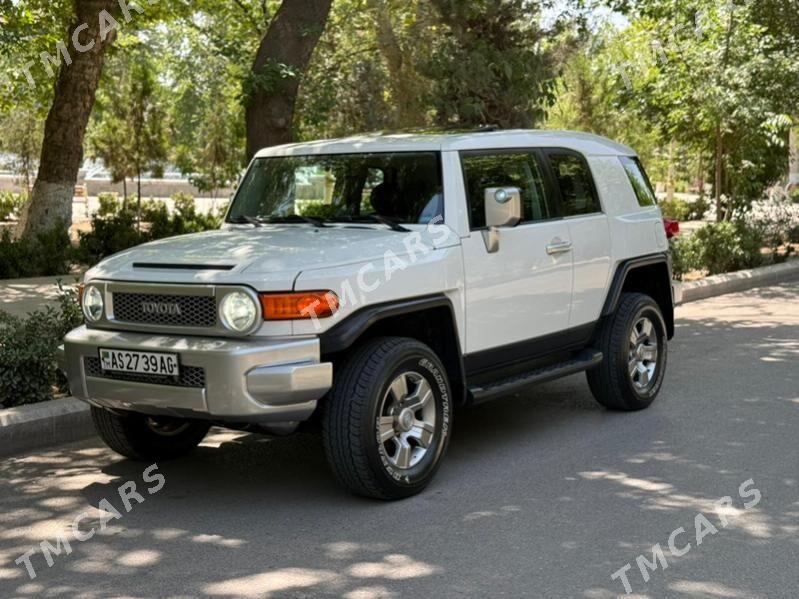 Toyota FJ Cruiser 2008 - 440 000 TMT - Aşgabat - img 2