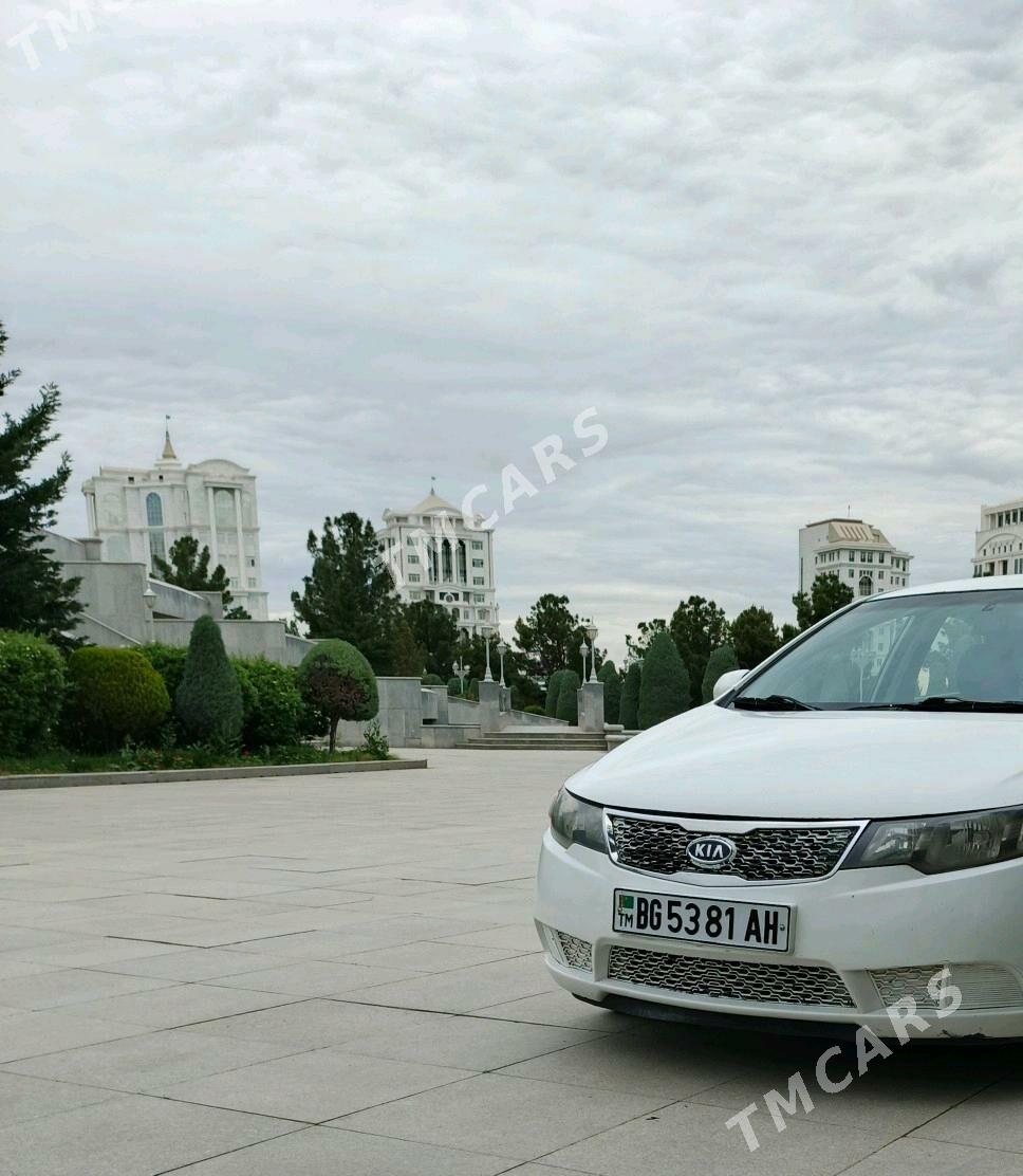 Kia Forte 2010 - 120 000 TMT - Ак-Бугдайский этрап - img 6