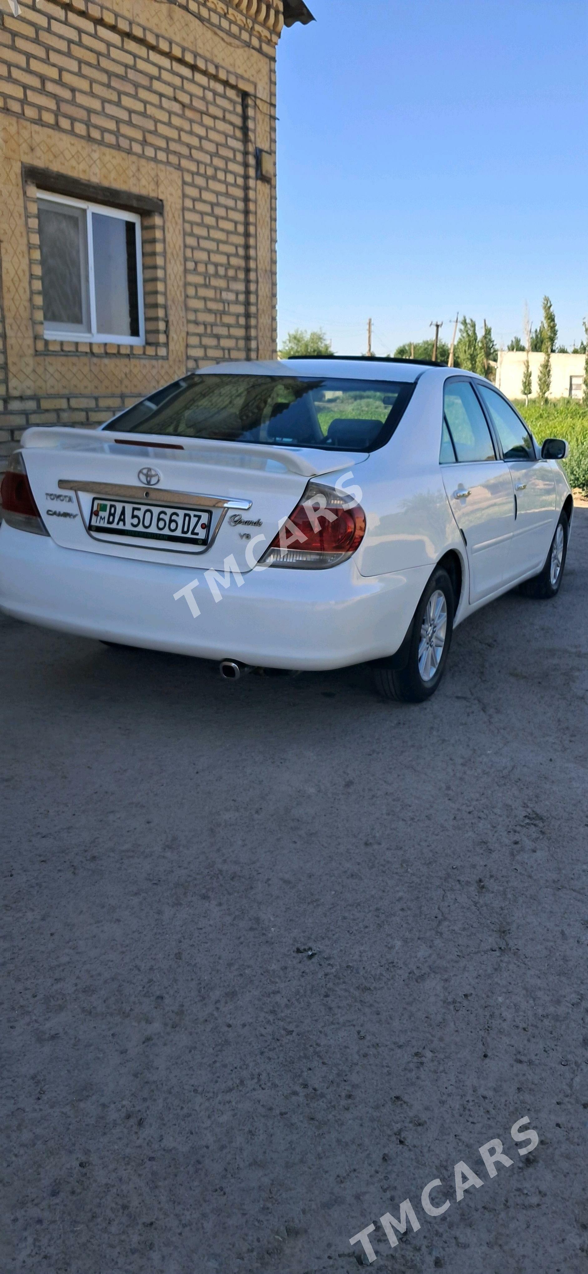 Toyota Camry 2002 - 146 000 TMT - Gubadag - img 4
