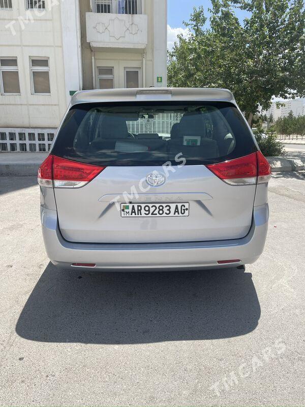 Toyota Sienna 2012 - 299 000 TMT - Täze zaman - img 2