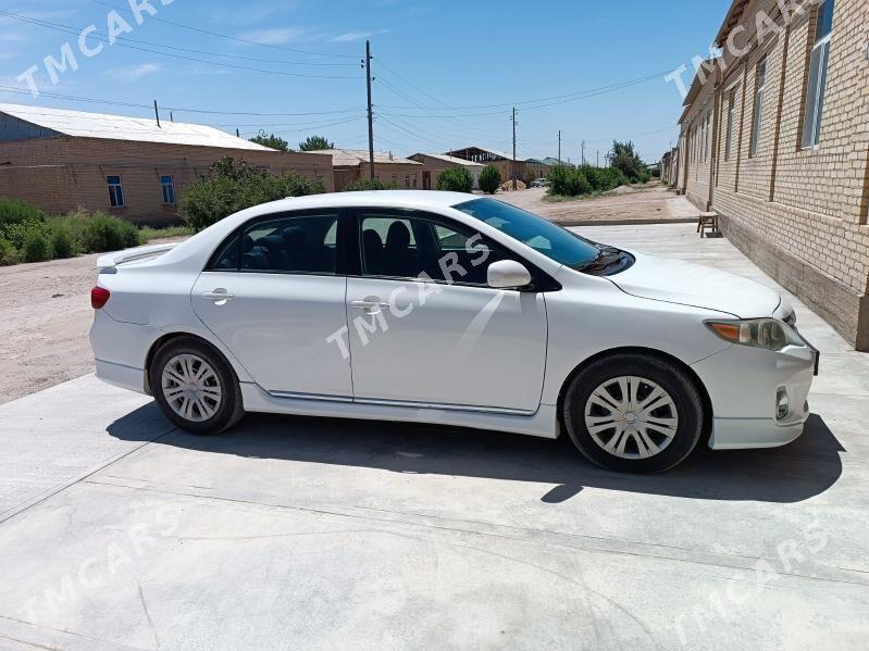 Toyota Corolla 2010 - 135 000 TMT - Фарап - img 4
