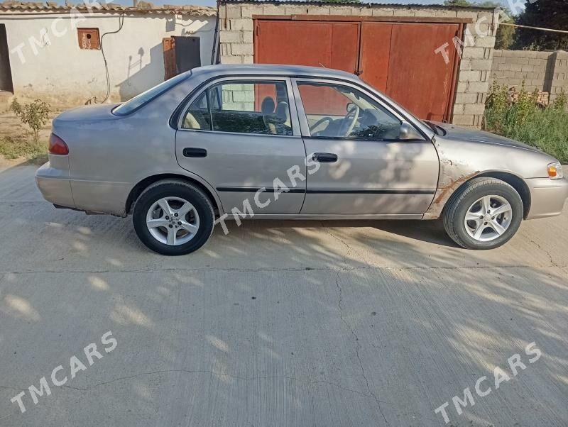Toyota Corolla 2001 - 75 000 TMT - Magtymguly - img 4