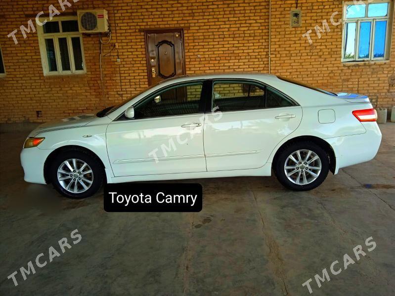 Toyota Camry 2010 - 140 000 TMT - Сакар - img 3