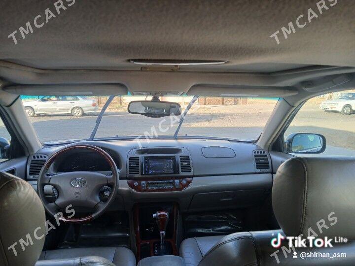 Toyota Camry 2002 - 140 000 TMT - Векильбазар - img 2