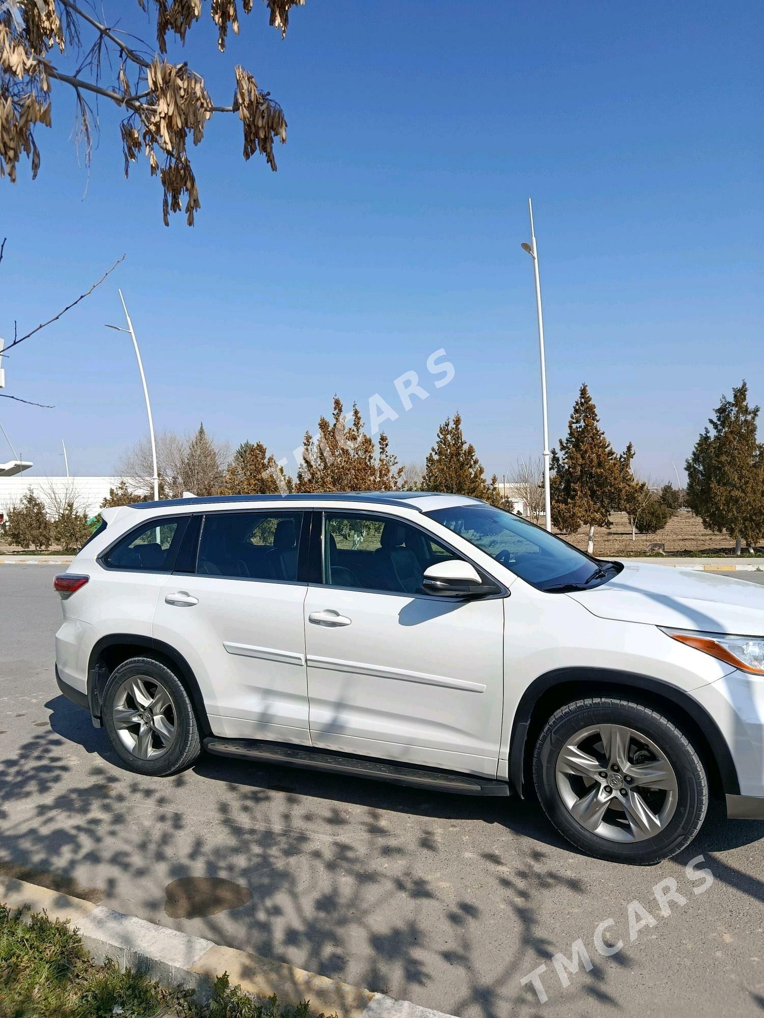 Toyota Highlander 2015 - 420 000 TMT - Ак-Бугдайский этрап - img 3