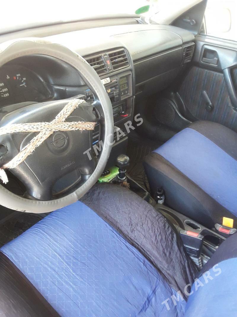 Opel Vectra 1993 - 50 000 TMT - Болдумсаз - img 5
