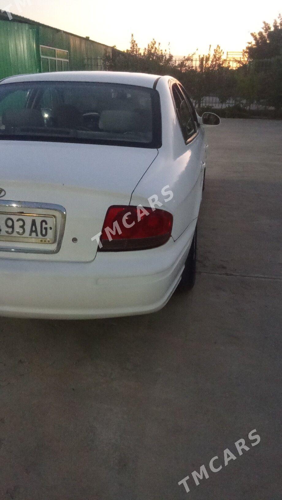 Hyundai Sonata 2002 - 50 000 TMT - Тязе заман - img 5