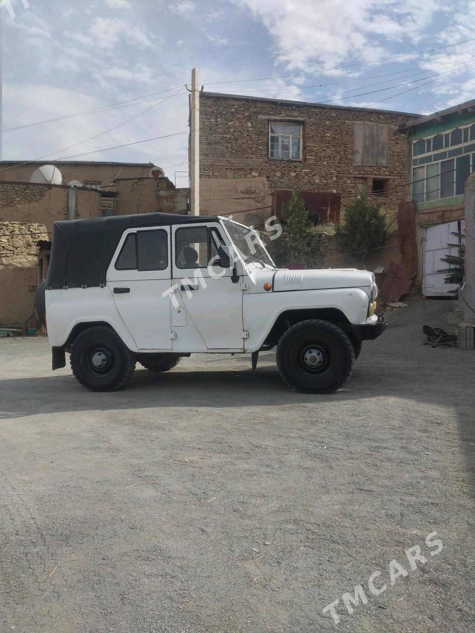 UAZ 469 2001 - 45 000 TMT - Бахарден - img 2
