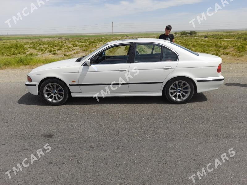 BMW E39 1998 - 63 000 TMT - Бахарден - img 2