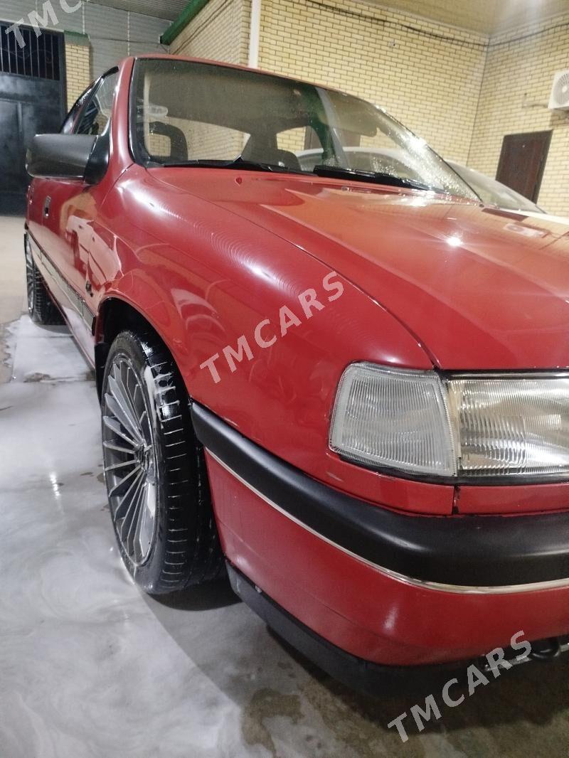 Opel Vectra 1990 - 42 000 TMT - Mary - img 4