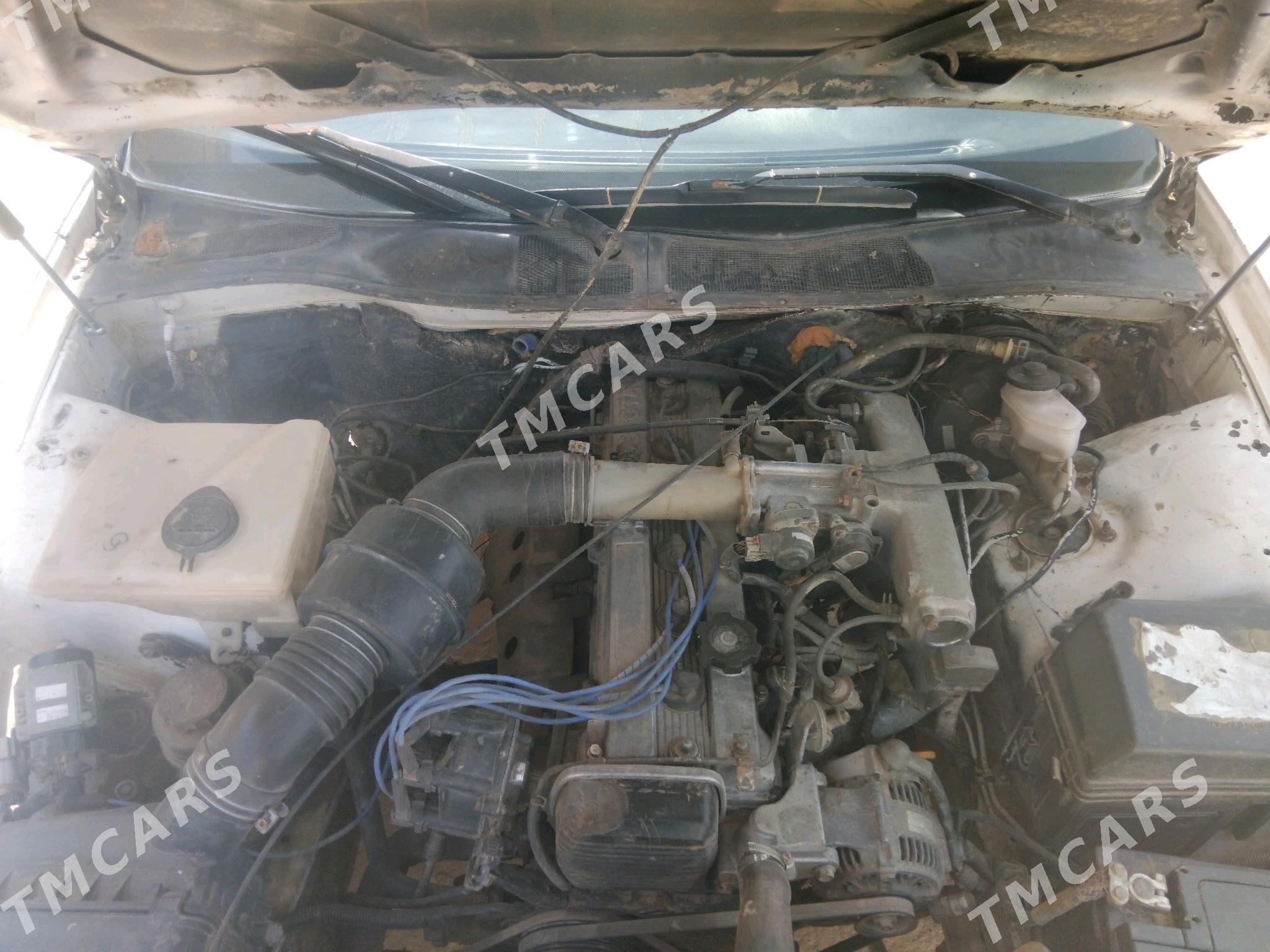 Toyota Mark II 1993 - 45 000 TMT - Мургап - img 4