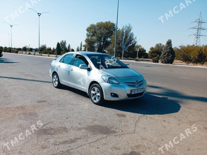 Toyota Yaris 2006 - 84 000 TMT - Дашогуз - img 4