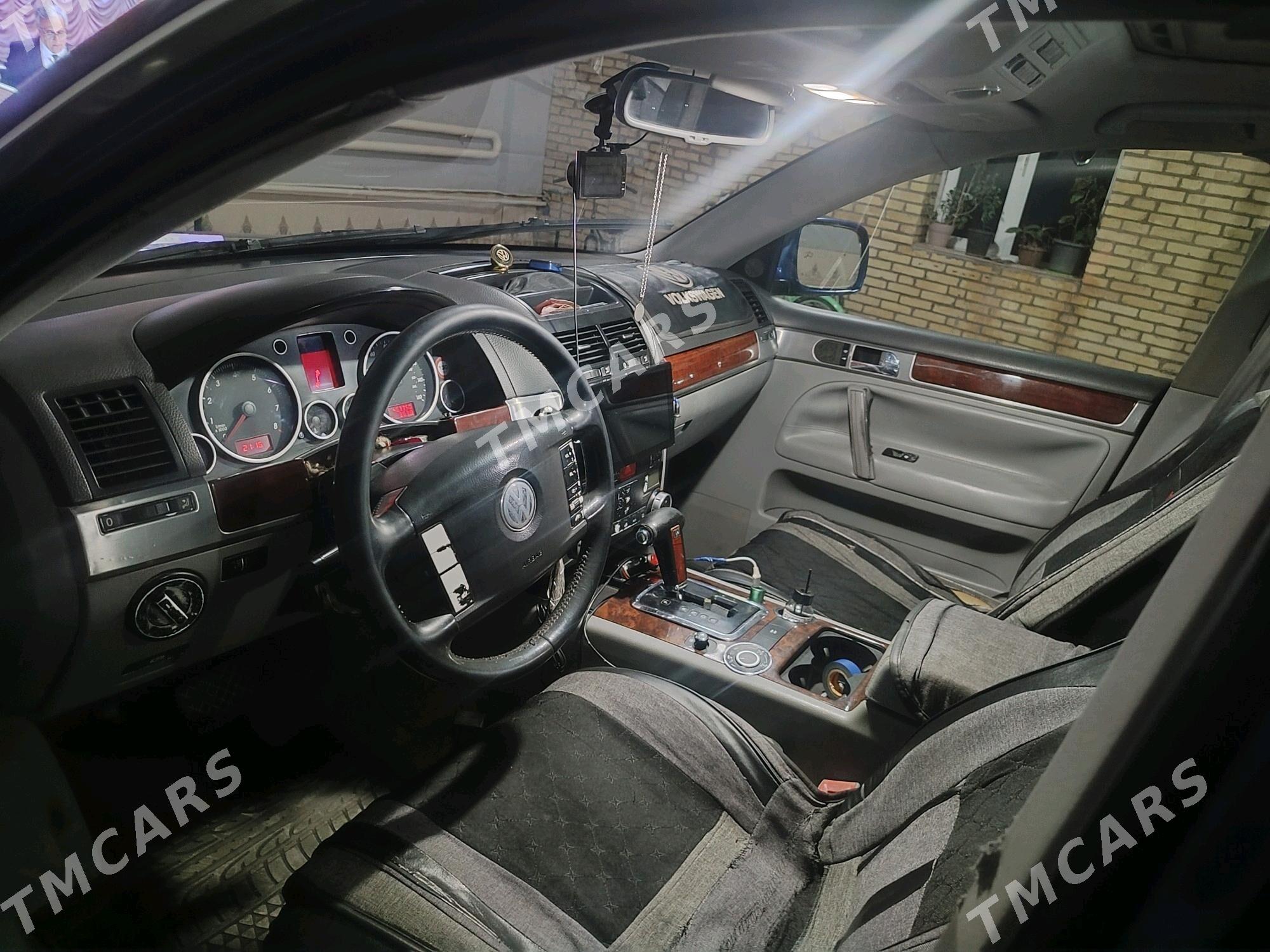 Volkswagen Touareg 2004 - 100 000 TMT - Türkmenabat - img 4