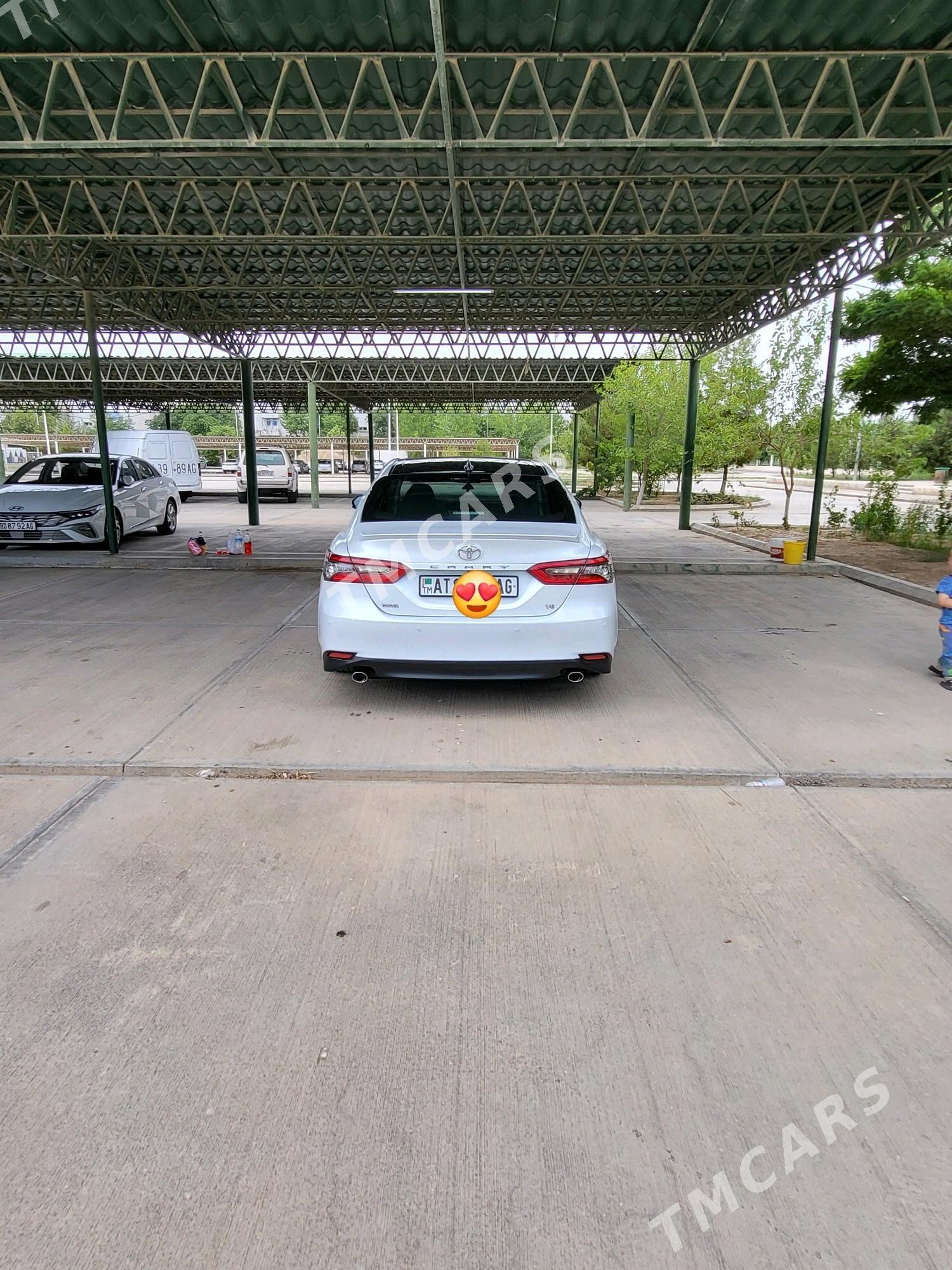 Toyota Camry 2020 - 290 000 TMT - Köşi - img 4