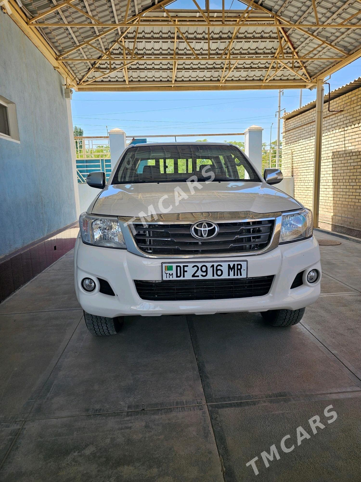 Toyota Hilux 2014 - 350 000 TMT - Mary - img 2