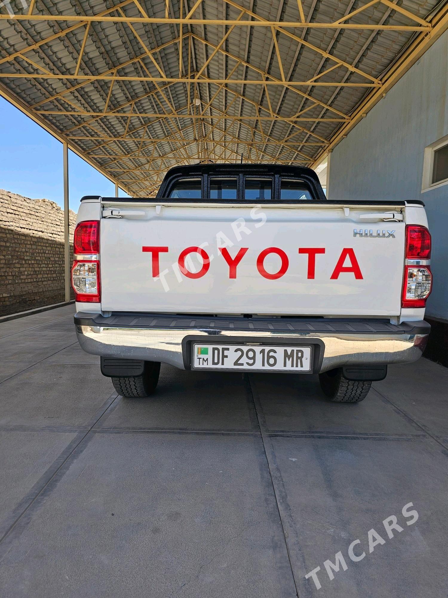 Toyota Hilux 2014 - 350 000 TMT - Mary - img 6