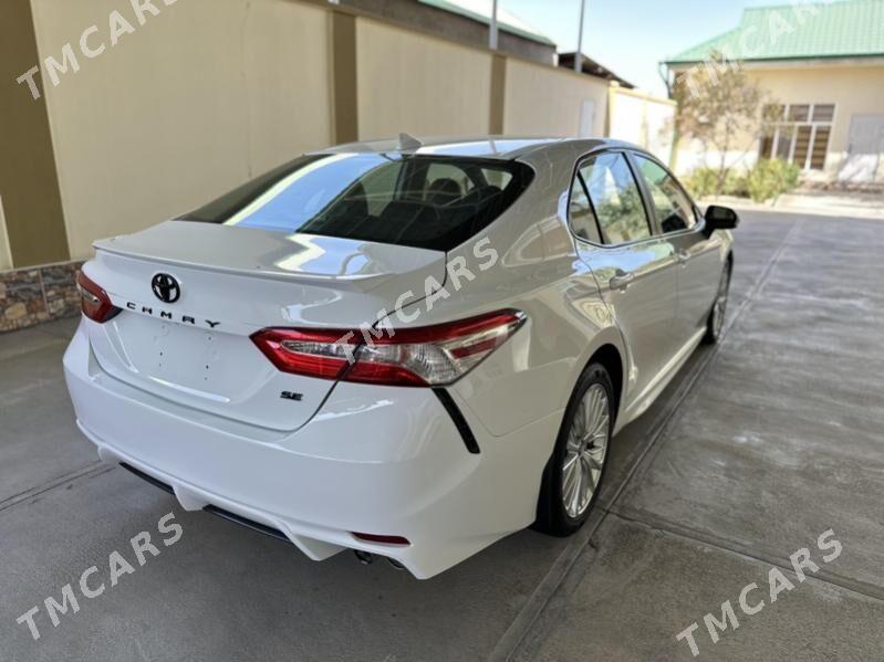 Toyota Camry 2021 - 325 000 TMT - Бузмеин - img 2