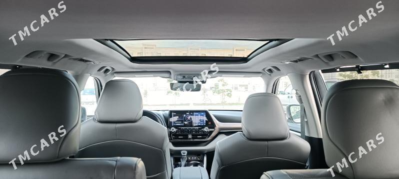 Toyota Highlander 2022 - 680 000 TMT - Arkadag - img 4