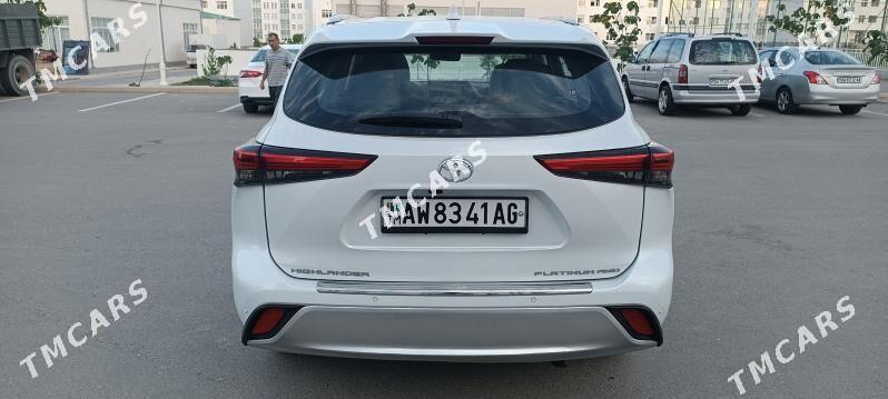 Toyota Highlander 2022 - 680 000 TMT - Arkadag - img 2