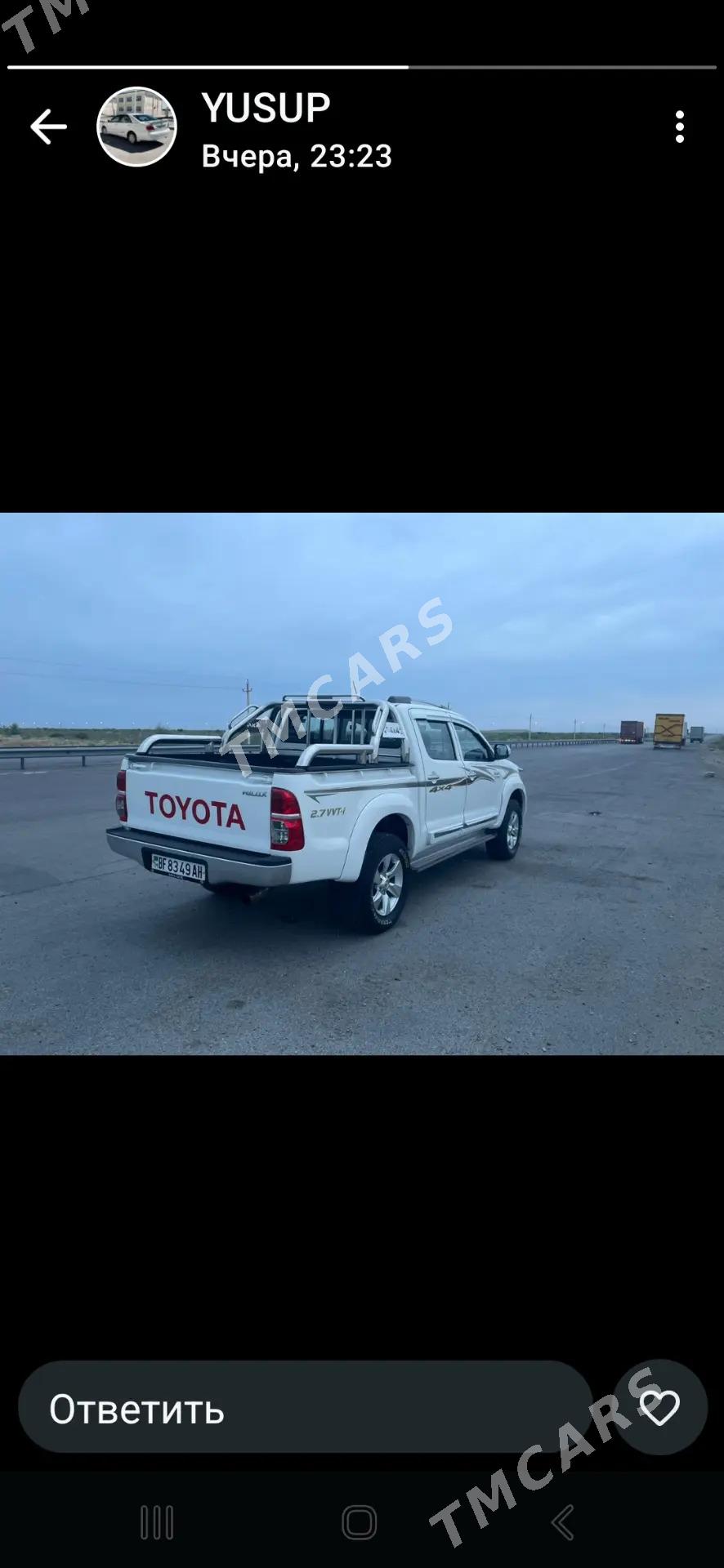 Toyota Hilux 2014 - 410 000 TMT - Серахс - img 4