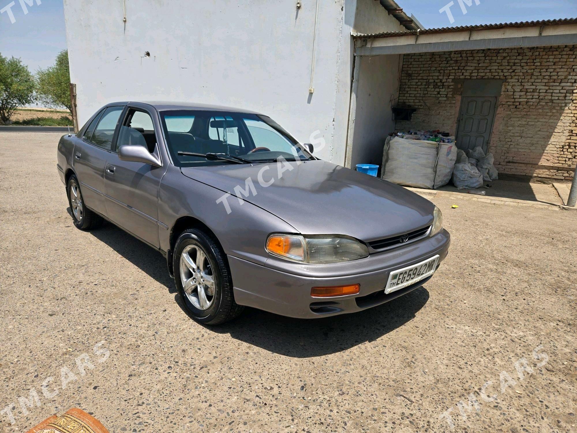 Toyota Camry 1995 - 77 000 TMT - Mary - img 3