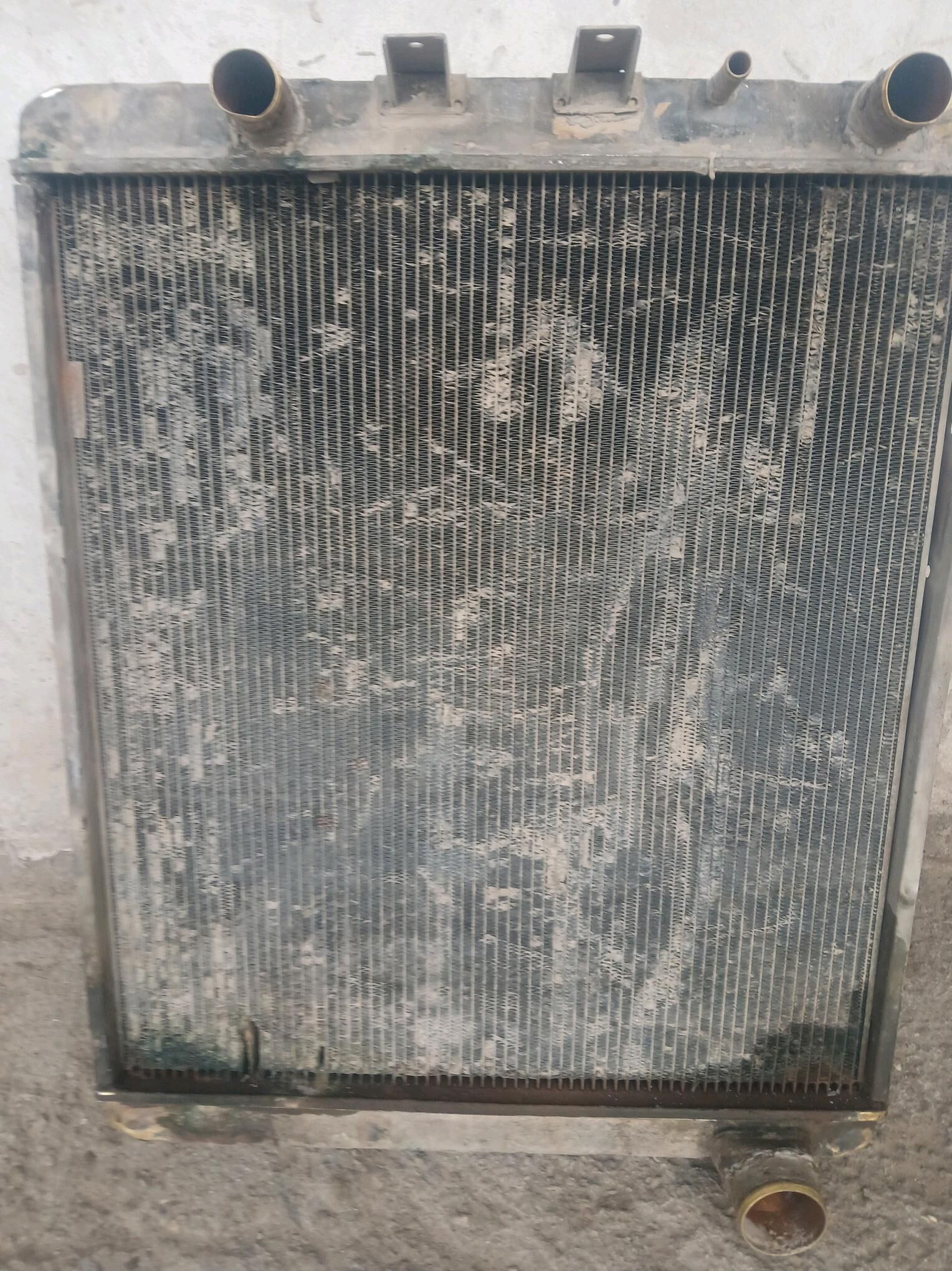 Radiator Maz 2 000 TMT - Гурбансолтан Едже - img 1