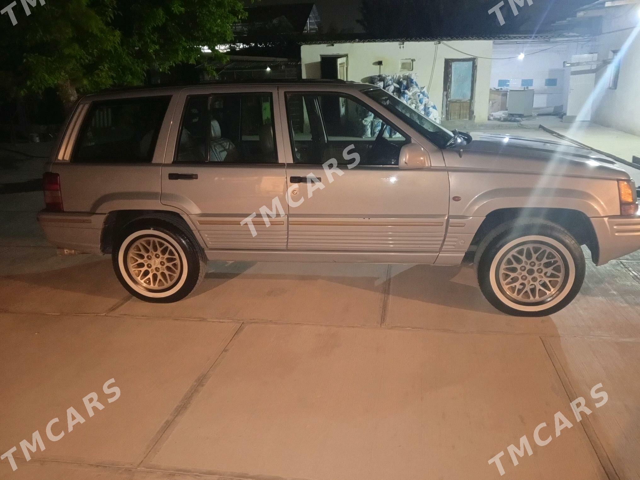 Jeep Grand Cherokee 4xe 2001 - 65 000 TMT - Ак-Бугдайский этрап - img 3