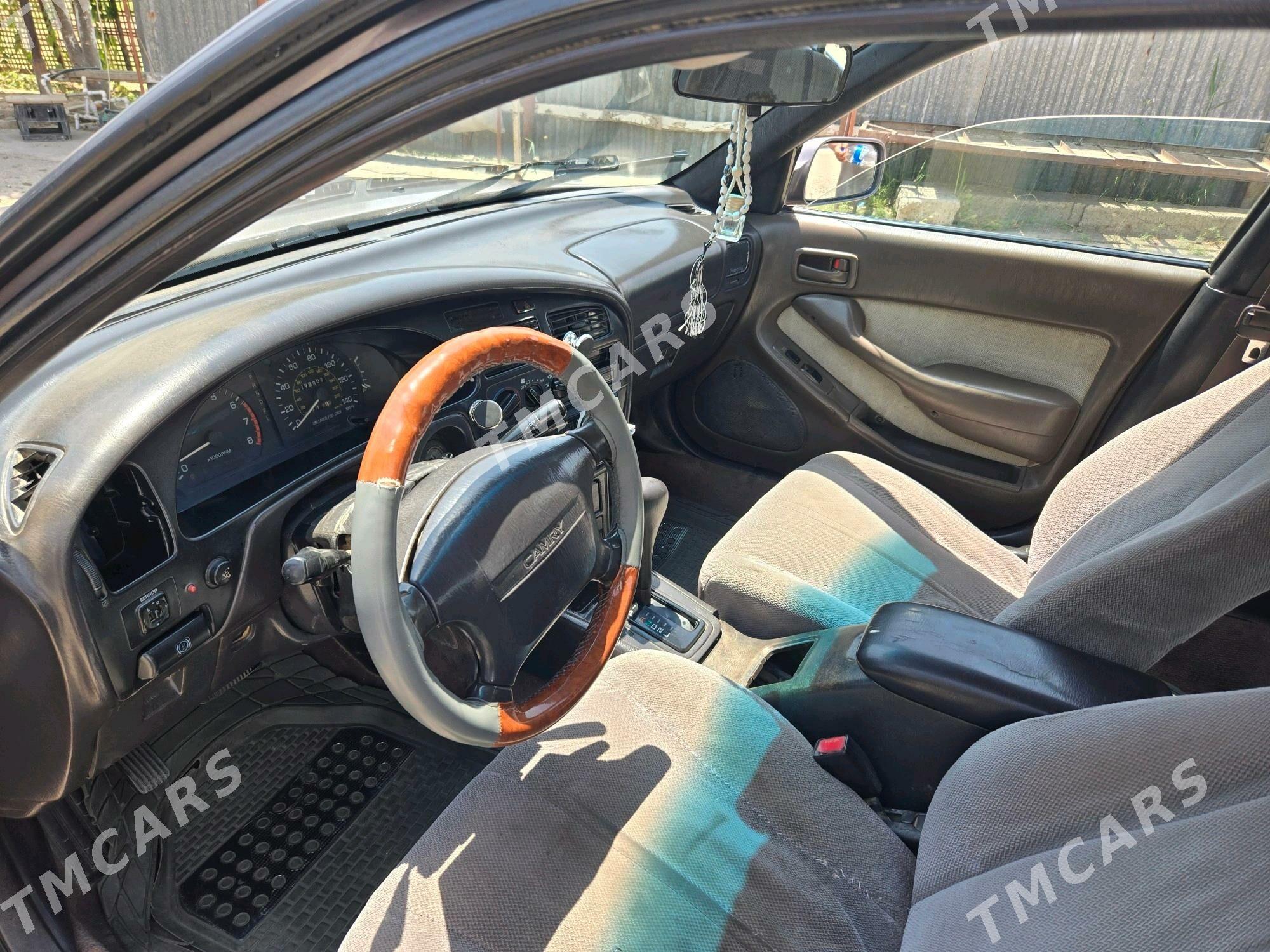 Toyota Camry 1995 - 77 000 TMT - Mary - img 8