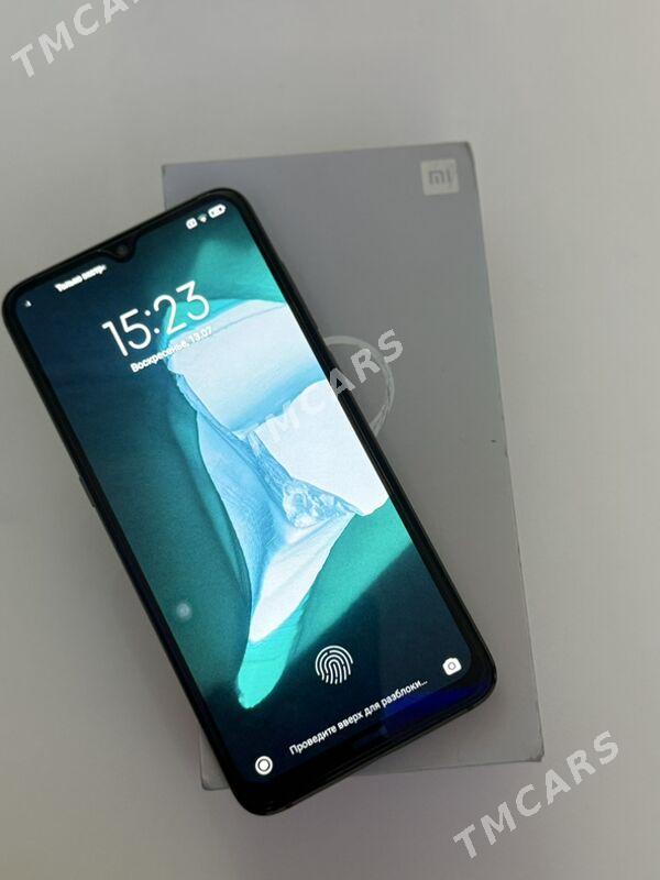 Xiaomi 9 6/128 - Бахарден - img 2