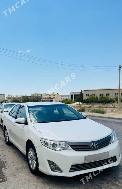 Toyota Camry 2013 - 230 000 TMT - Балканабат - img 2