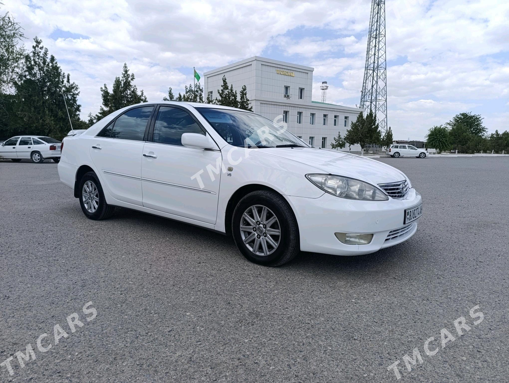 Toyota Camry 2004 - 185 000 TMT - Kaka - img 4