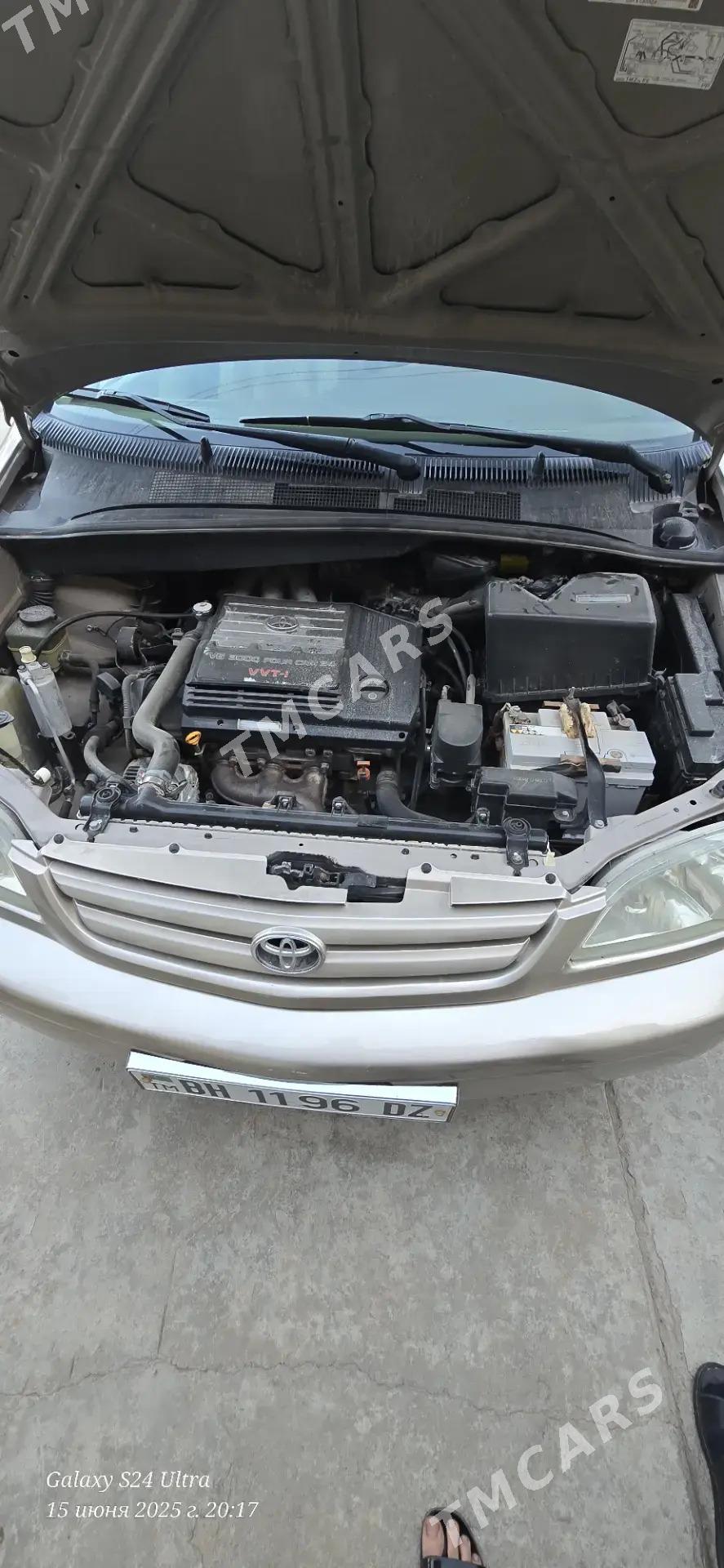 Toyota Sienna 2002 - 175 000 TMT - Гурбансолтан Едже - img 2