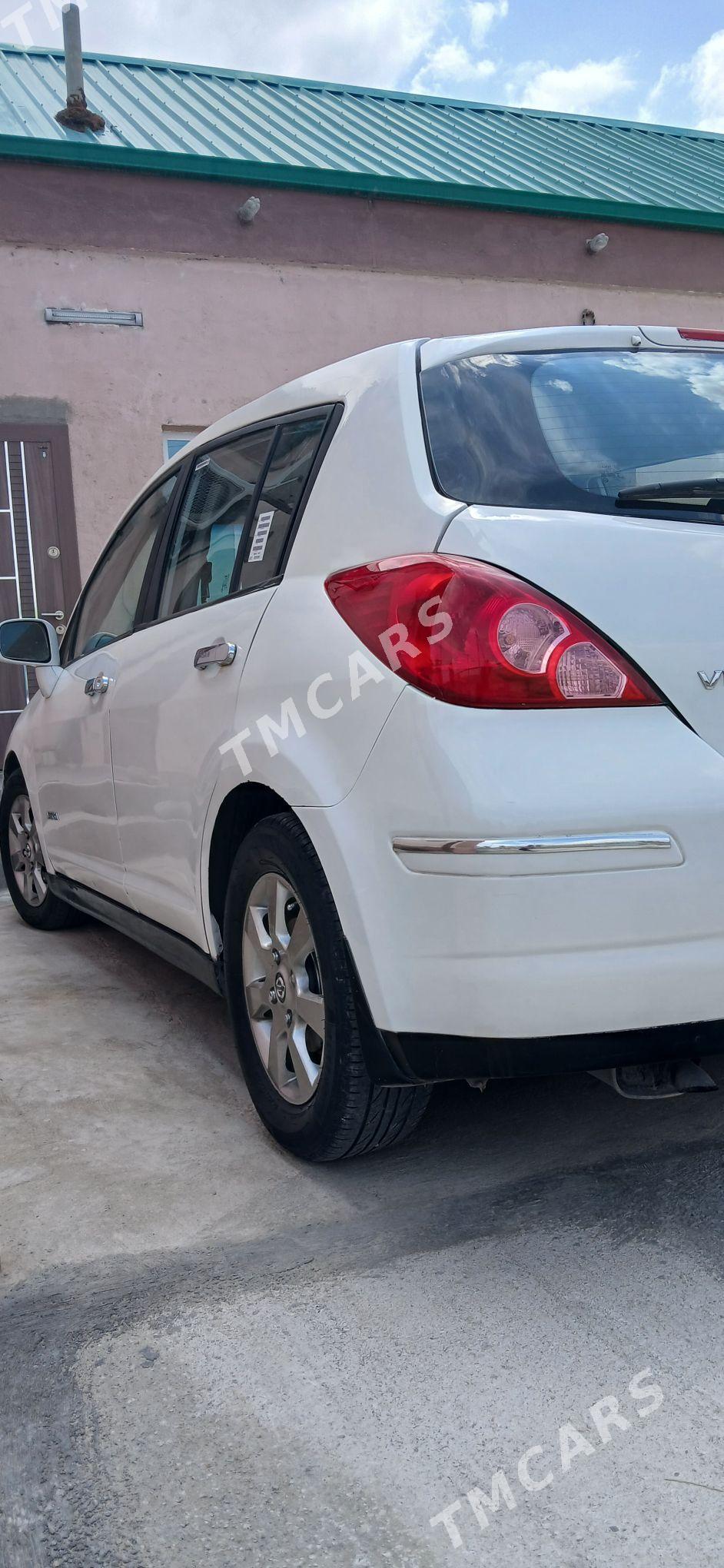 Nissan Versa 2009 - 122 000 TMT - Ашхабад - img 6