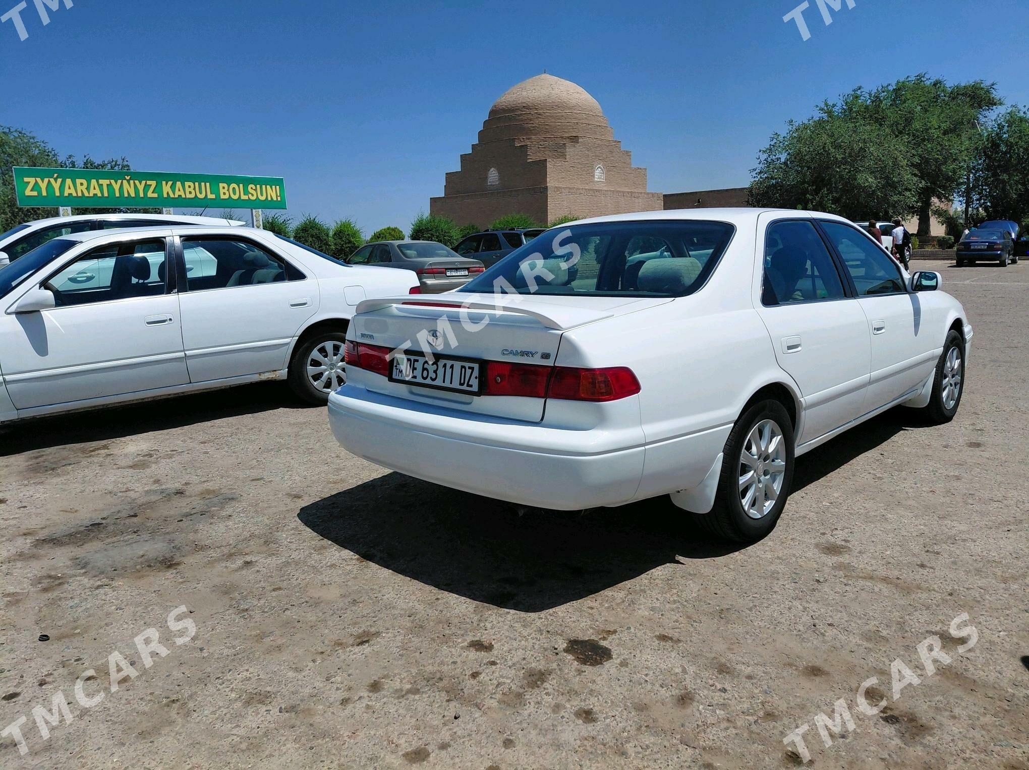 Toyota Camry 2000 - 156 000 TMT - Köneürgenç - img 5